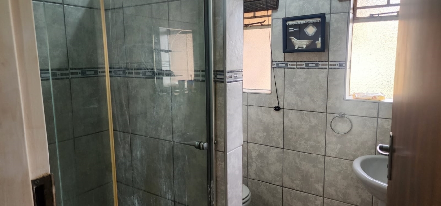3 Bedroom Property for Sale in Vaalpark Free State